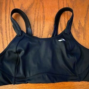 🧨5 for $25🧨 Brooks Black Sports Bra with Moisture-Wicking Fabric